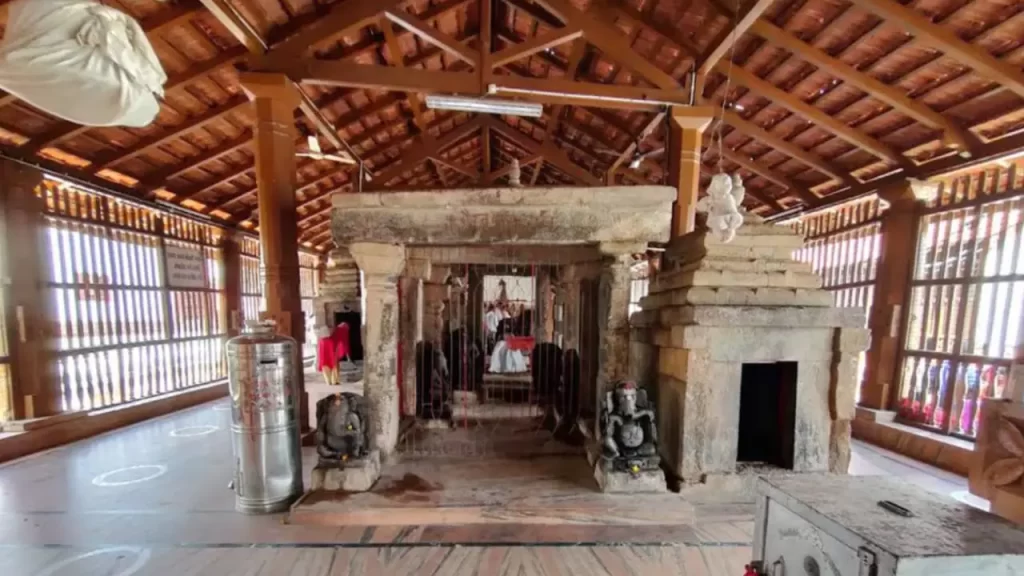 danteshwari temple attraction
