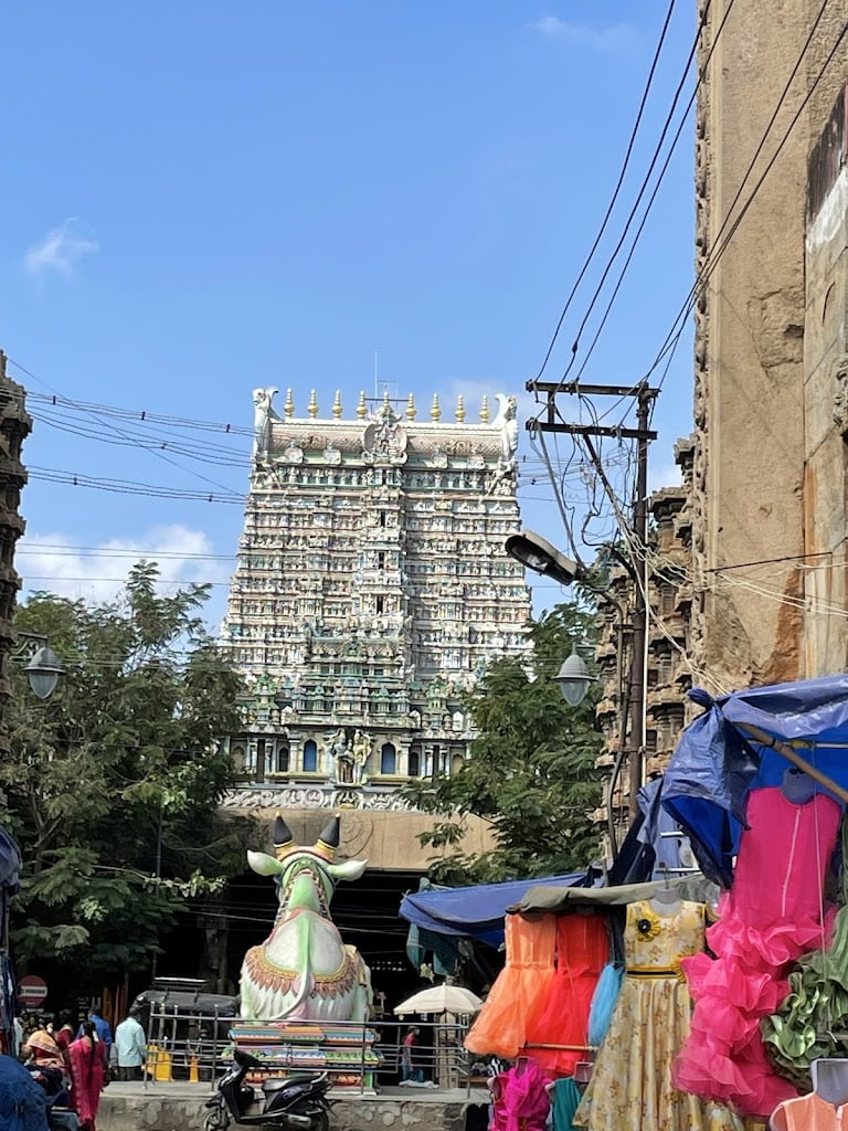 madhura meenakshi temple timing