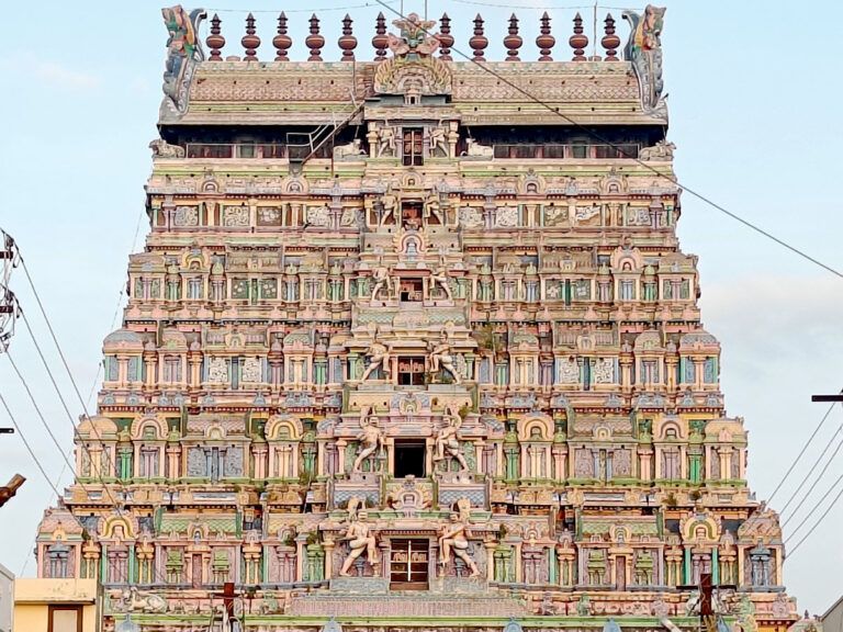 Adi Kumbeswarar Temple Kumbakonam: Amazing Temple With 1000 Columns