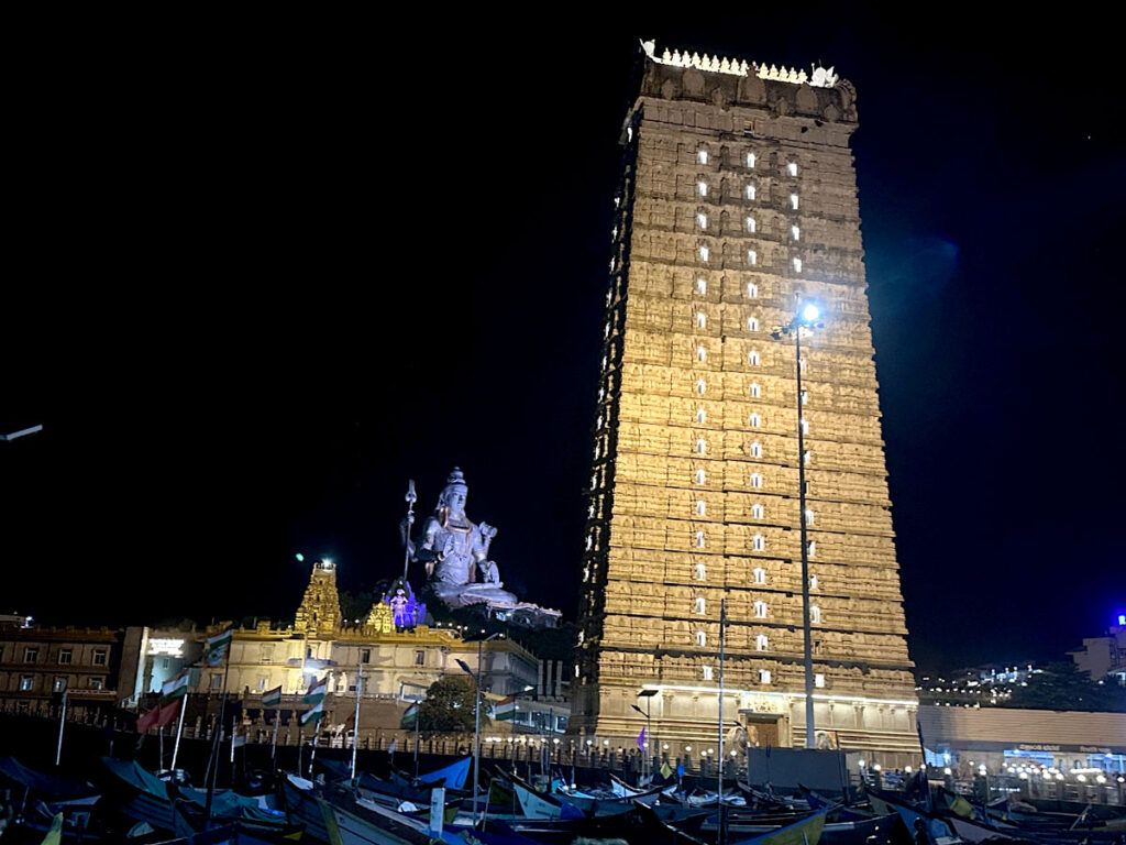 Murudeshwar Temple Karnataka: India's 2nd Massive Shiva Statue