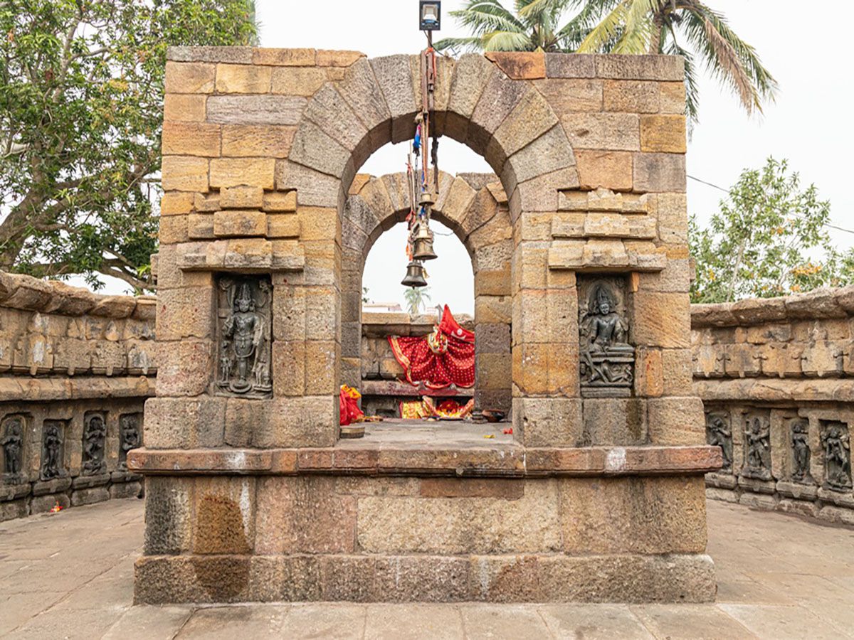 64 Chausath Yogini Temple Hirapur Odisha - Famous Temples Of India