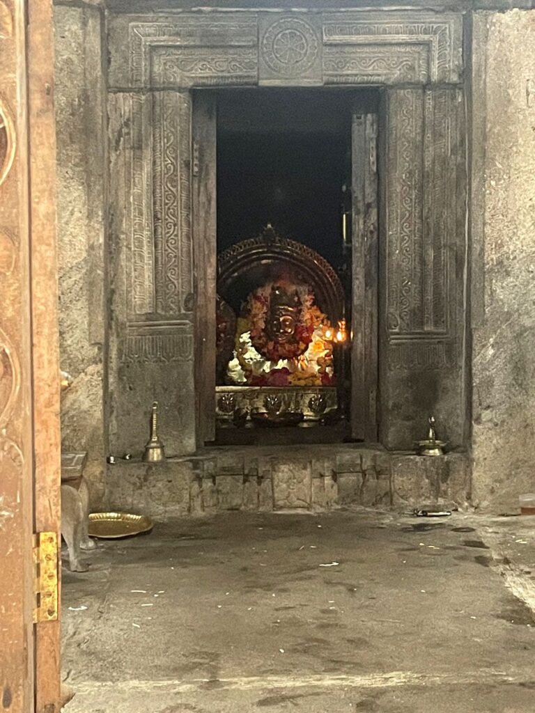 Lord shiva at Shishileshwara Temple: