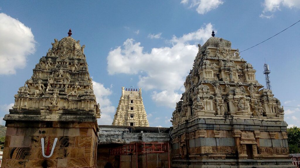 Vontimitta Temple Of Sri Kodanda Rama Swamy - Famous Temples Of India