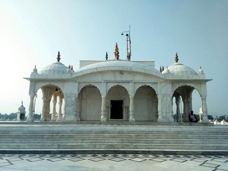 Pawapuri Jal Mandir