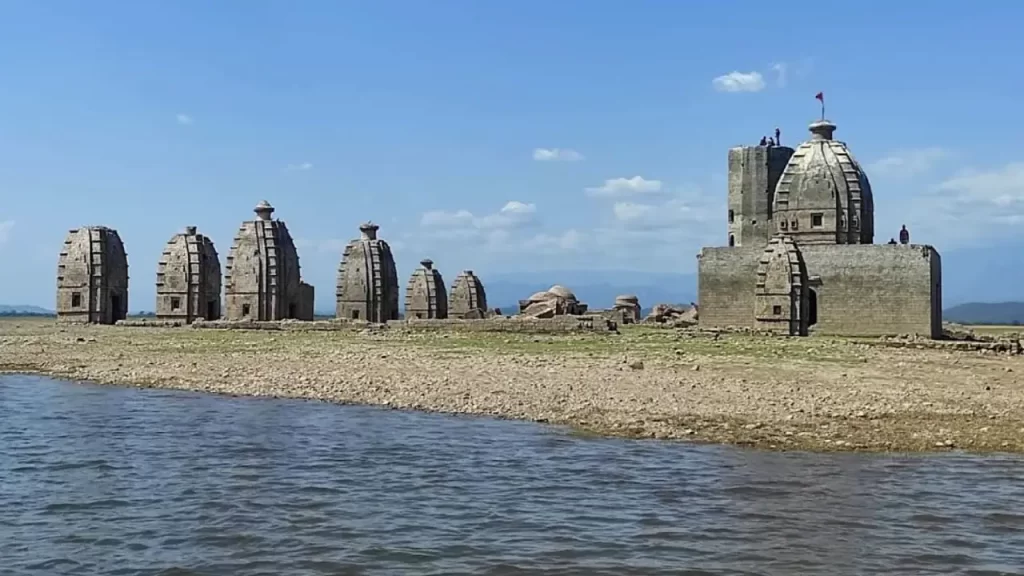 bathu ki ladi temple himachal