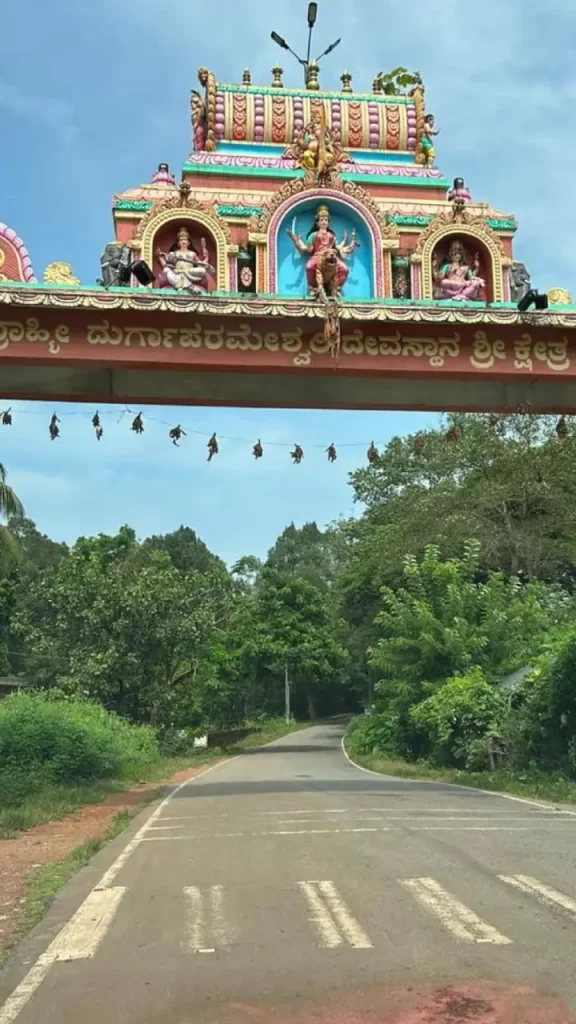 kamalashile temple timings