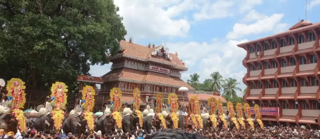 vadakkunnathan temple history
