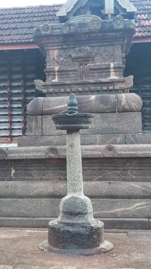 peruvanam temple to thrissur distance
