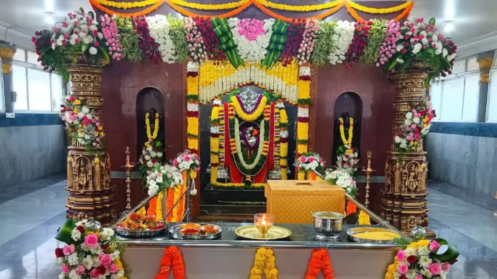 Sri Anjaneya swamy Temple, Hullahalli, Bengaluru