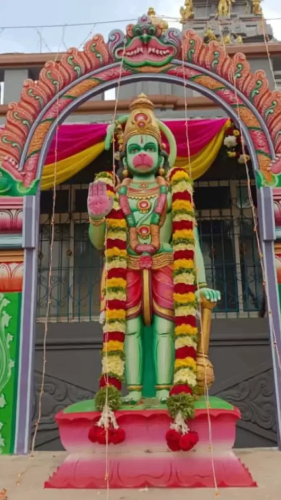famous hanuman temple in karnataka