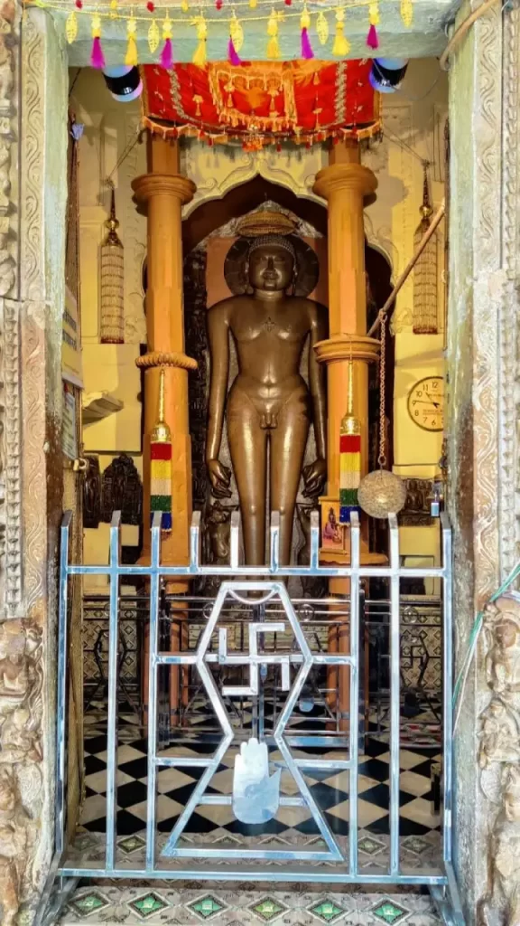 adinatha temple khajuraho photos