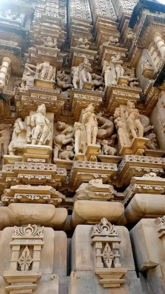 Khajuraho Adinath Temple timing