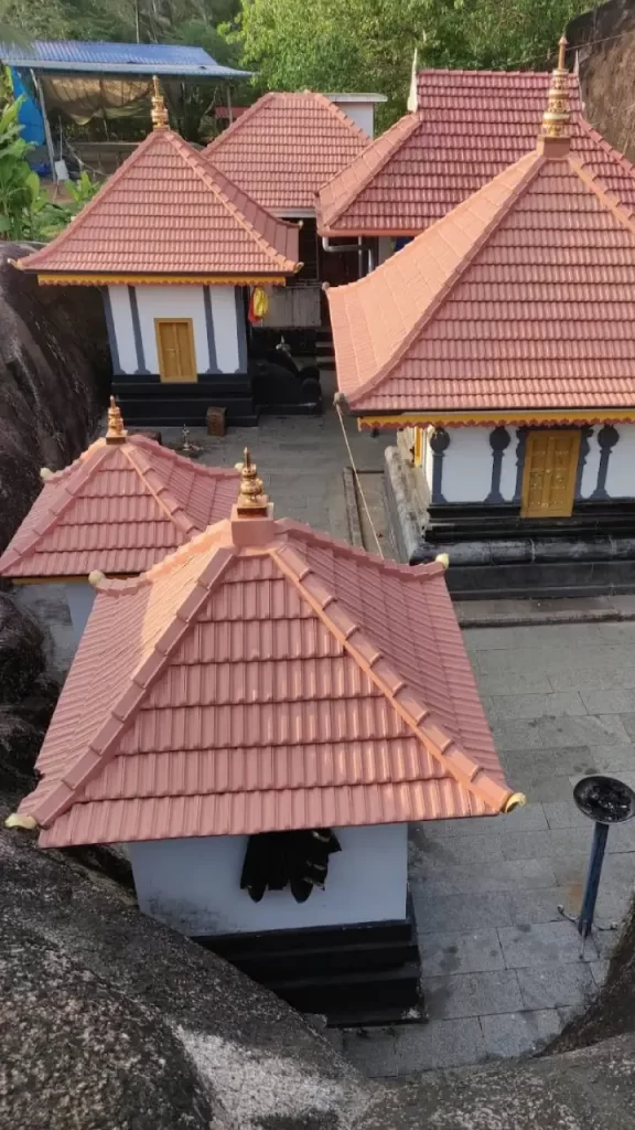 Kalluthipara Temple Photo