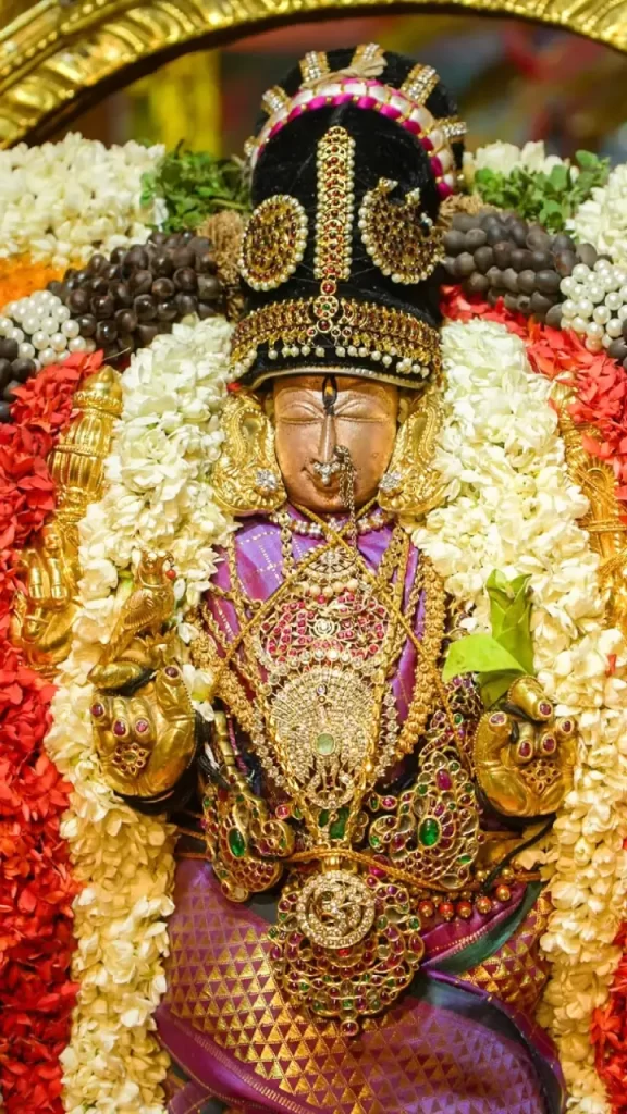 Kanchi Kamakshi Temple 2