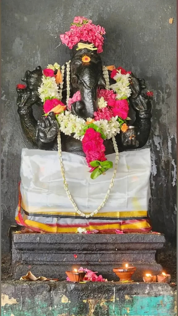 pathala sembu murugan temple location
