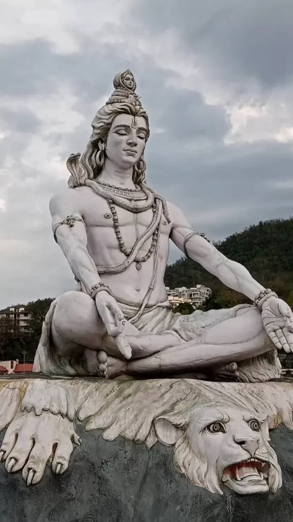 how to reach neelkanth mahadev temple from rishikesh
