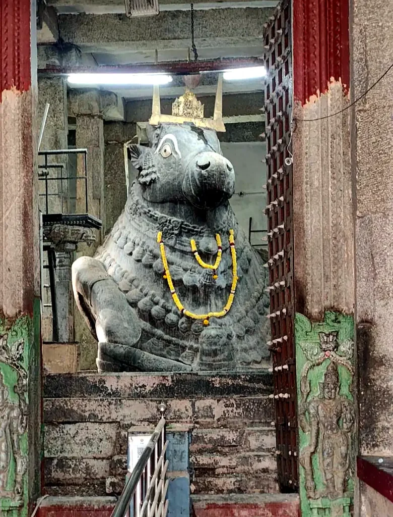 Dodda Basavanna Big Nandi monolith Bull Temple Basavanagudi