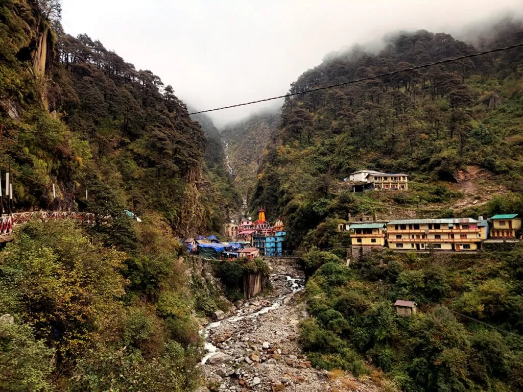 who built yamunotri temple